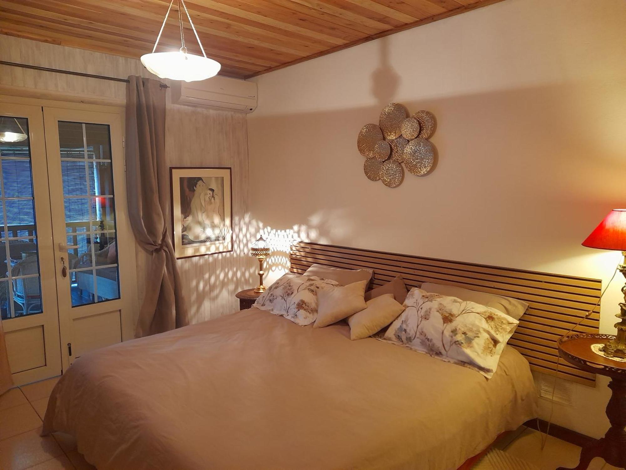 Le Val Rambaud Bed & Breakfast Сен Дьони Екстериор снимка